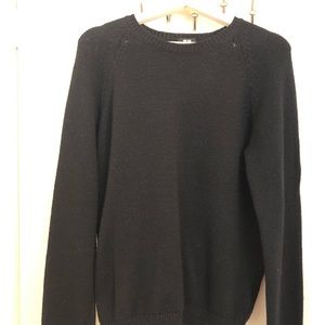 Uniqlo sweater